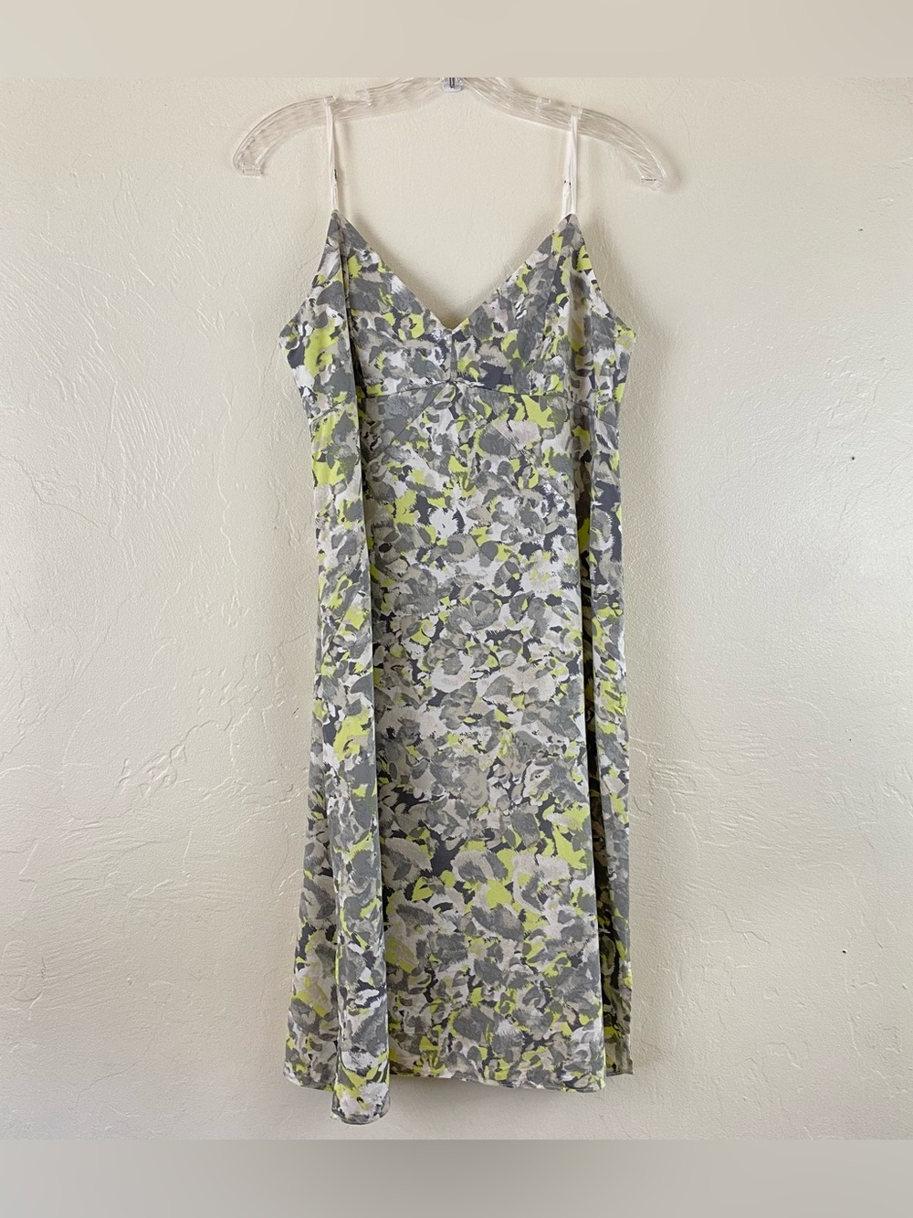 Splendid Size Large Gray & Yellow Print Spaghetti Strap V-neck Long Midi Dress